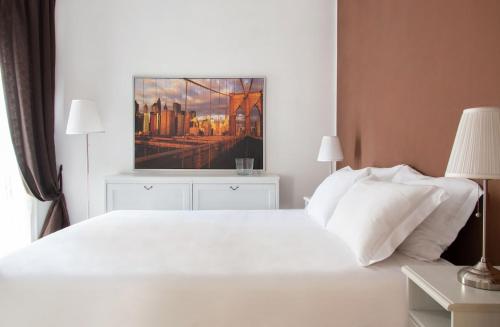 Vintage Charm & Comfort Garbatella — 4-Star Luxury Hotel in Rome, Italy