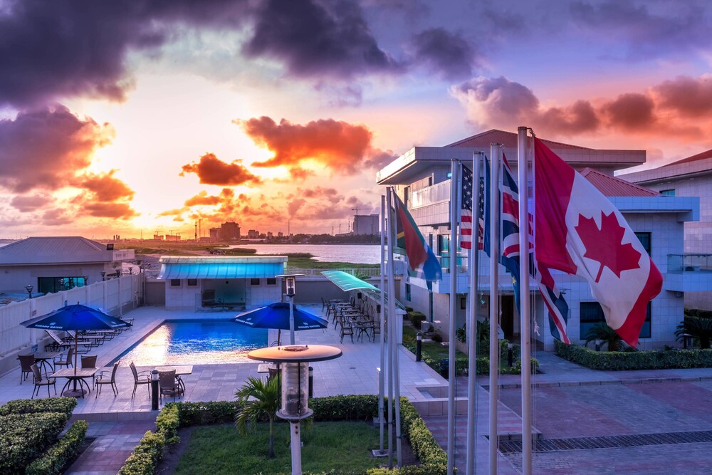 Protea Hotel by Marriott® Lagos Kuramo Waters