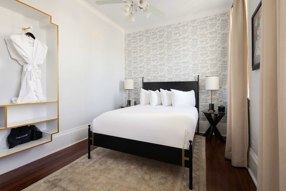 Henry Howard Hotel - photo 27