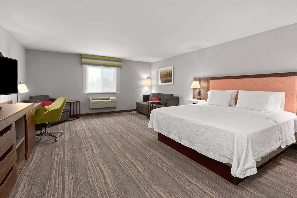 Hampton Inn & Suites Burlington - photo 9