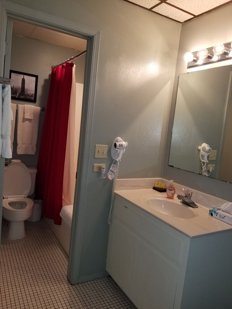 Pointe West Resort Motel - photo 22