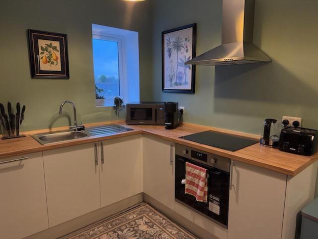 Chorlton Stylish & Convenient - last minute hotel in Manchester