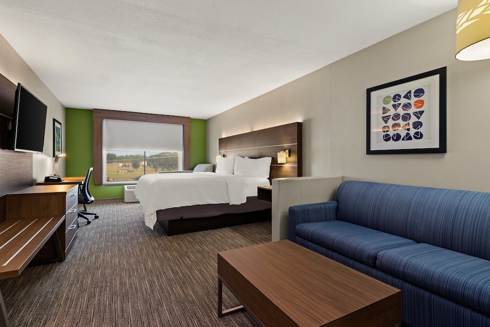 Holiday Inn Express Hotel & Suites Okmulgee by IHG - photo 5