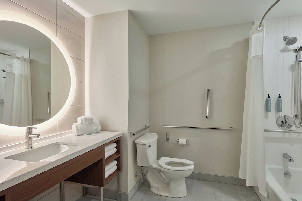 Courtyard by Marriott Denver Downtown West - photo 26