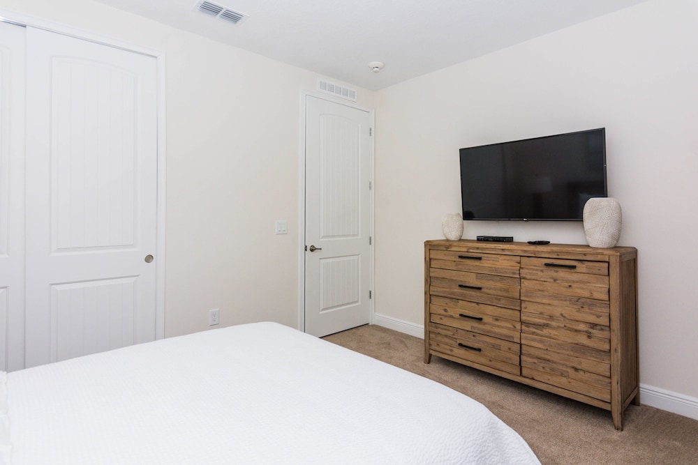 Gorgeous Single Home With Pool at Encore Resort Ec7463 - photo 27