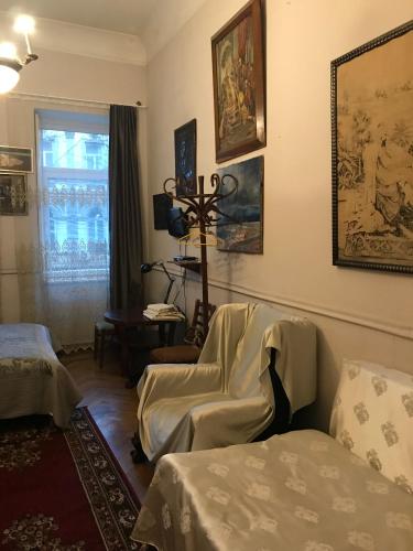 Gutsa Artists Guest House