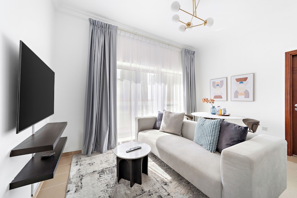 Silkhaus Art XII Barsha Heights — 4-Star Luxury Hotel in Dubai, United Arab Emirates