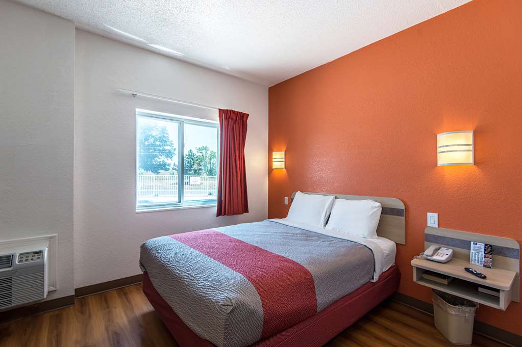 Motel 6 Junction City KS - photo 12
