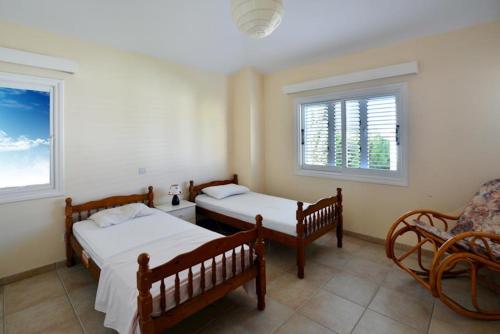 Villa Daryah Sirina Bay