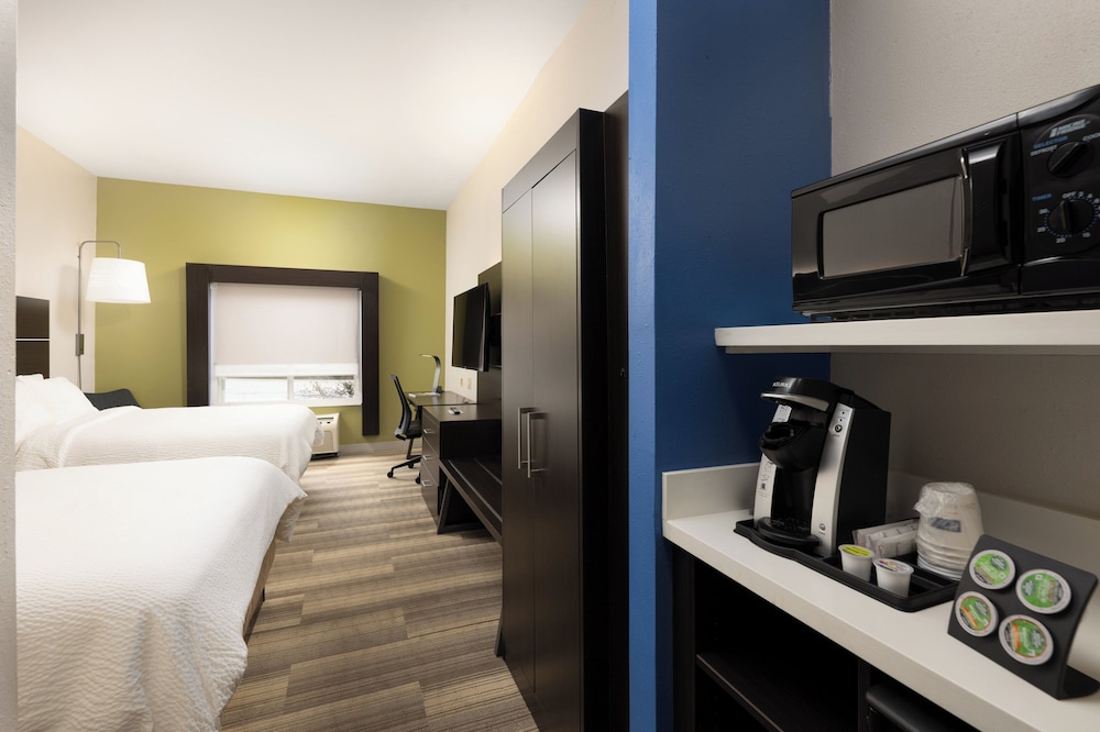 Holiday Inn Express Hotel & Suites Chattanooga Hixson by IHG - photo 27
