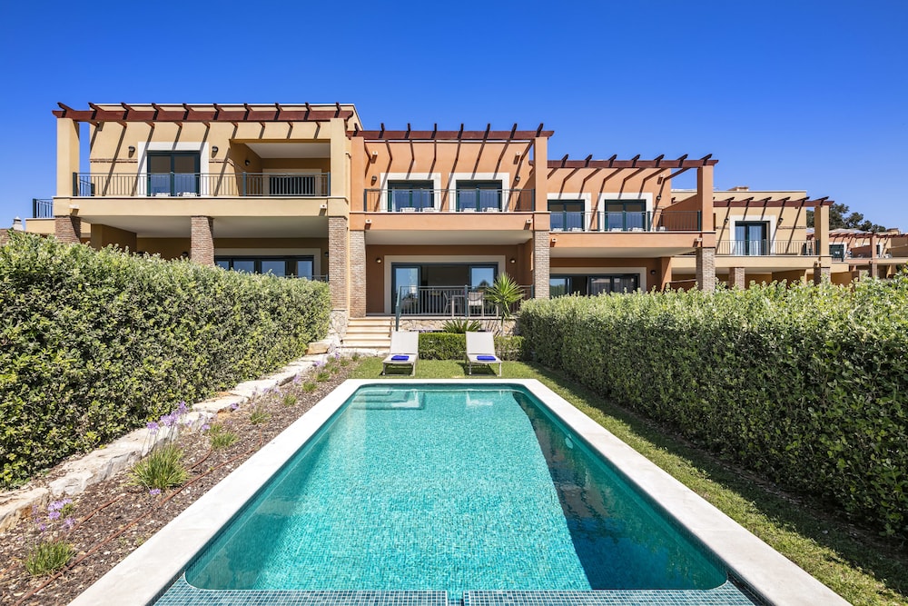 Vale de Milho Village — 4-Star Luxury Hotel in Lagoa, Portugal
