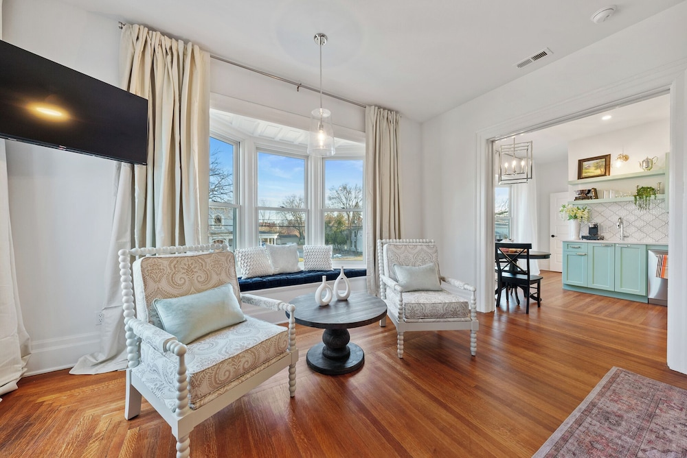 The Washington Boutique Hotel - photo 2