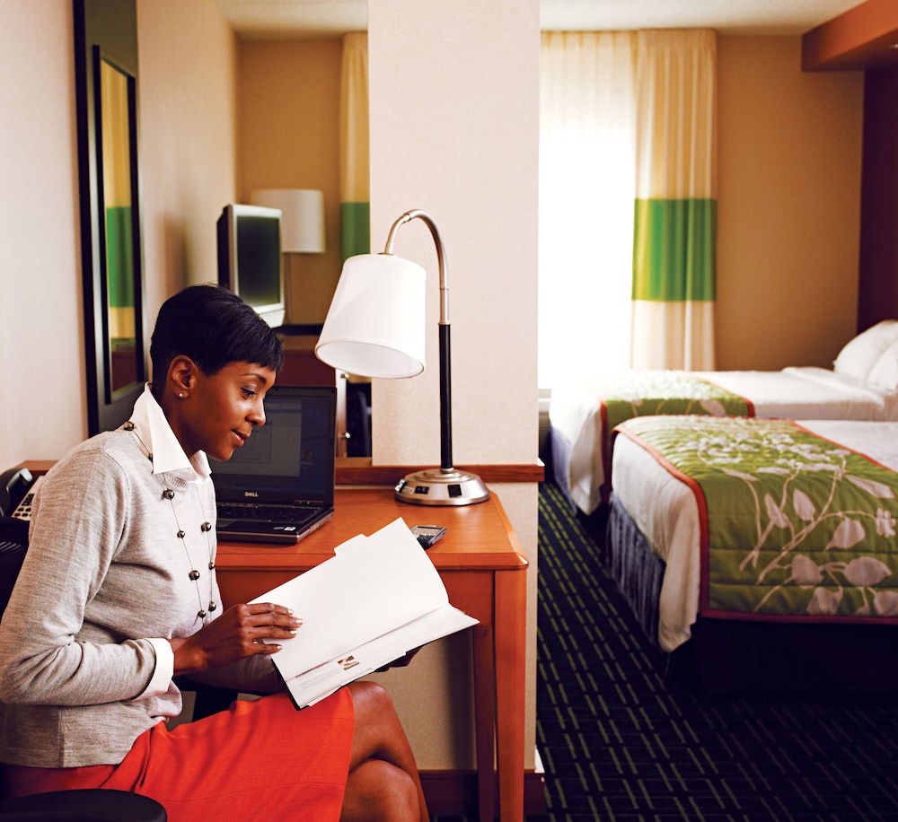 Fairfield Inn & Suites by Marriott Texarkana - photo 12