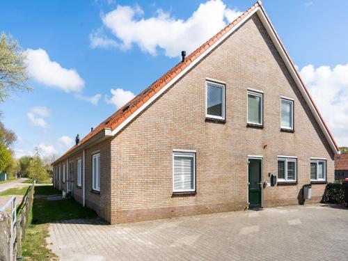 Apartment in Ameland near De Vleijen — 4-Star Luxury Hotel in Nes, Netherlands