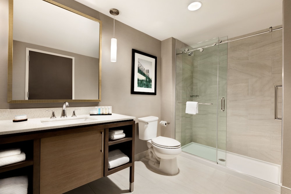 Embassy Suites by Hilton Wilmington Riverfront - photo 19