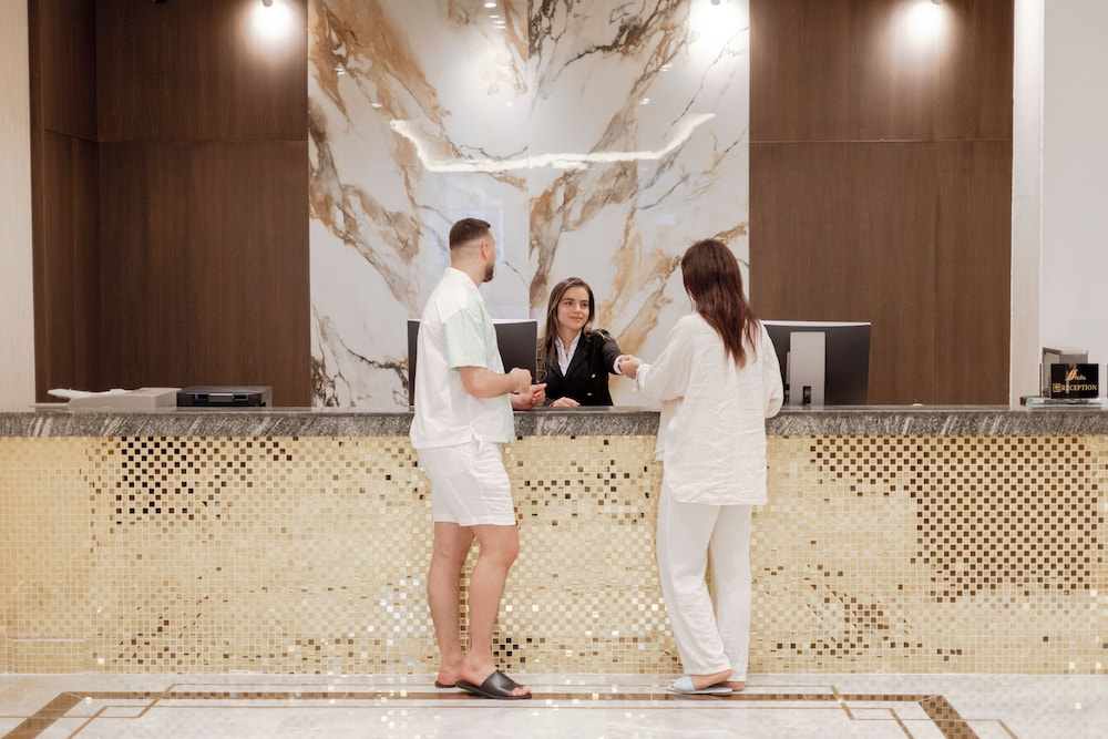 Fafa Beach Hotel — Golem — photo 2