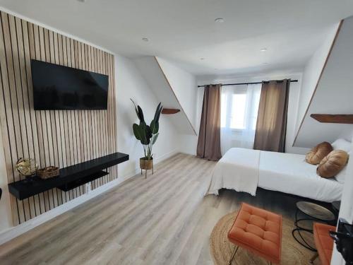 Doris 3 - carbon neutral hotel in Chateaudun