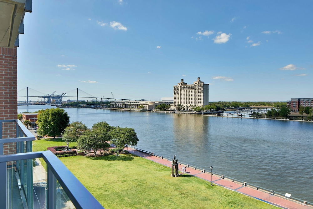 AC Hotel Savannah Historic District - photo 30