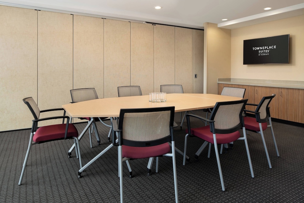 TownePlace Suites by Marriott Fresno Clovis - photo 30
