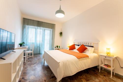 Flower Apartment — 4-Star Luxury Hotel in Rome, Italy