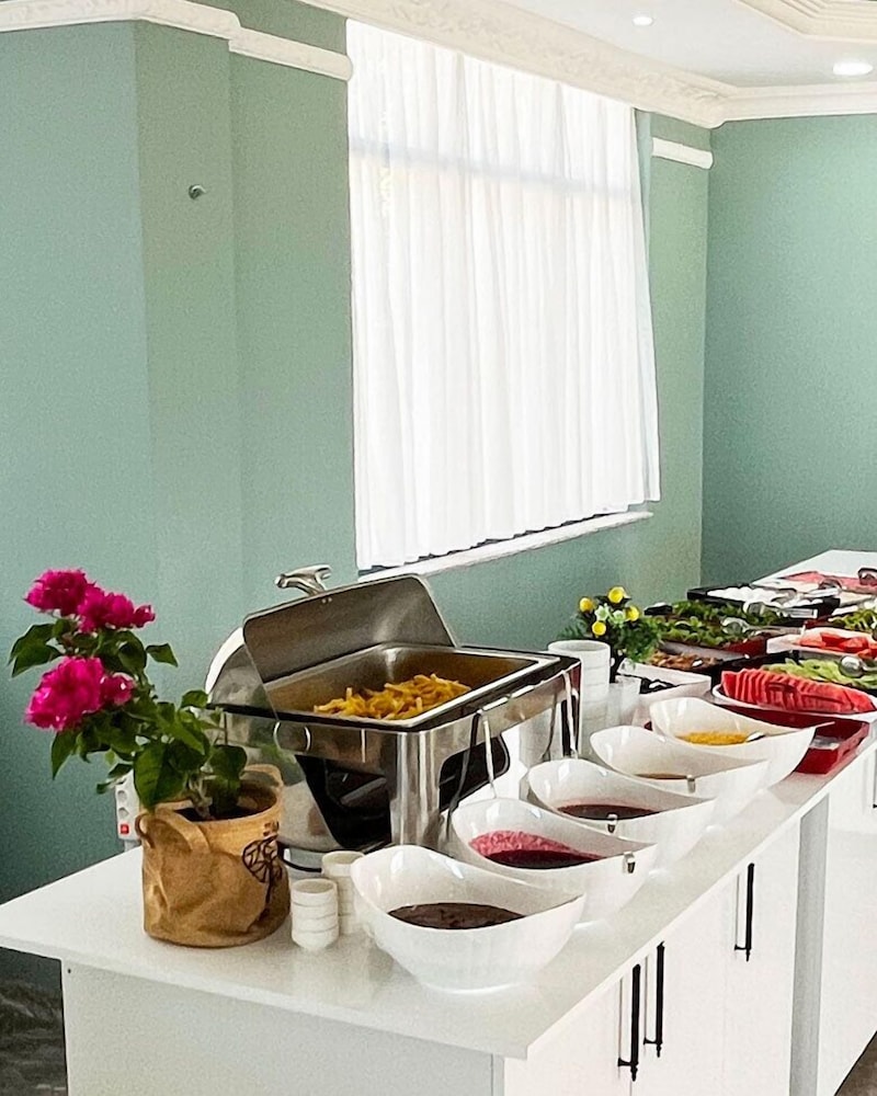 Deniz Yildizi Otel in Ayvalik, Turkey