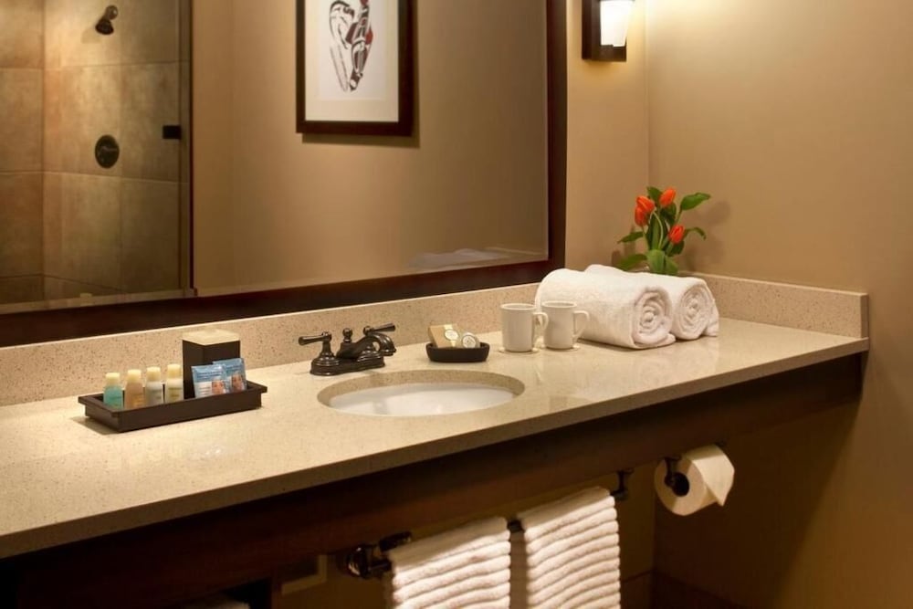 Swinomish Casino & Lodge - photo 21