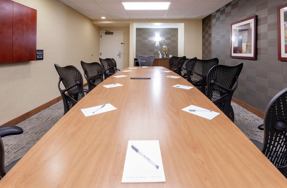 Hampton Inn by Hilton Minneapolis Eagan - photo 40