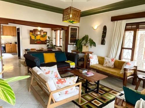 Guest room 1 A home away from home — 4-Star Luxury Hotel in Kampala, Republic of Uganda