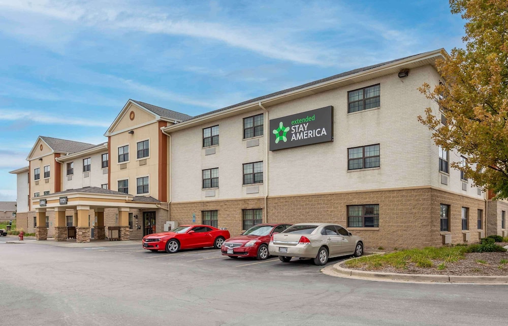 Extended Stay America Select Suites Milwaukee Wauwatosa - featured photo