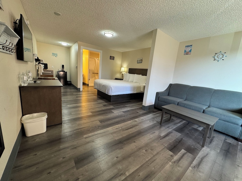 Inn at the Sea - photo 18