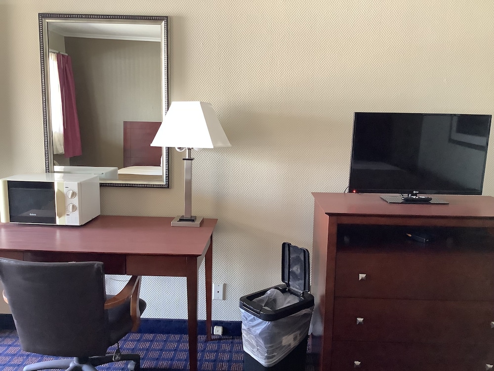 Silver Spur Vintage Inn & Suites - photo 15
