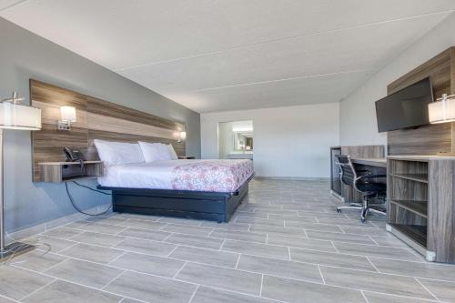 Americas Best Value Inn Stearns KY - photo 8