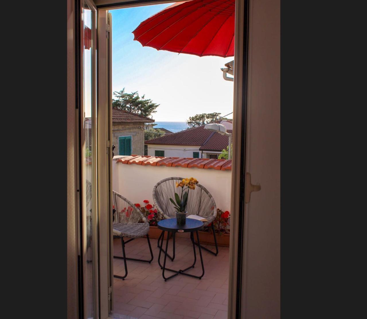 Jasmines - carbon neutral hotel in Arona
