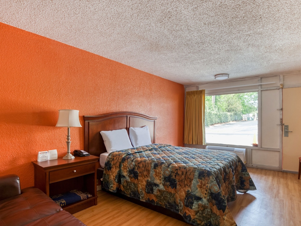 Haven Inn & Suites - photo 7