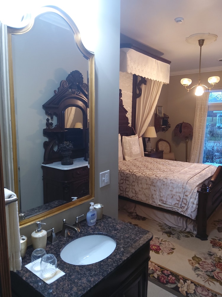 Inntiquity A Country Inn - photo 26