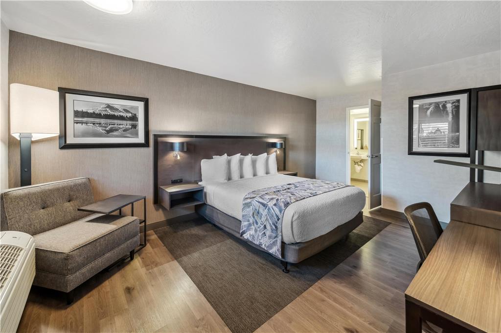 Best Western Plus Hilltop Inn - photo 27