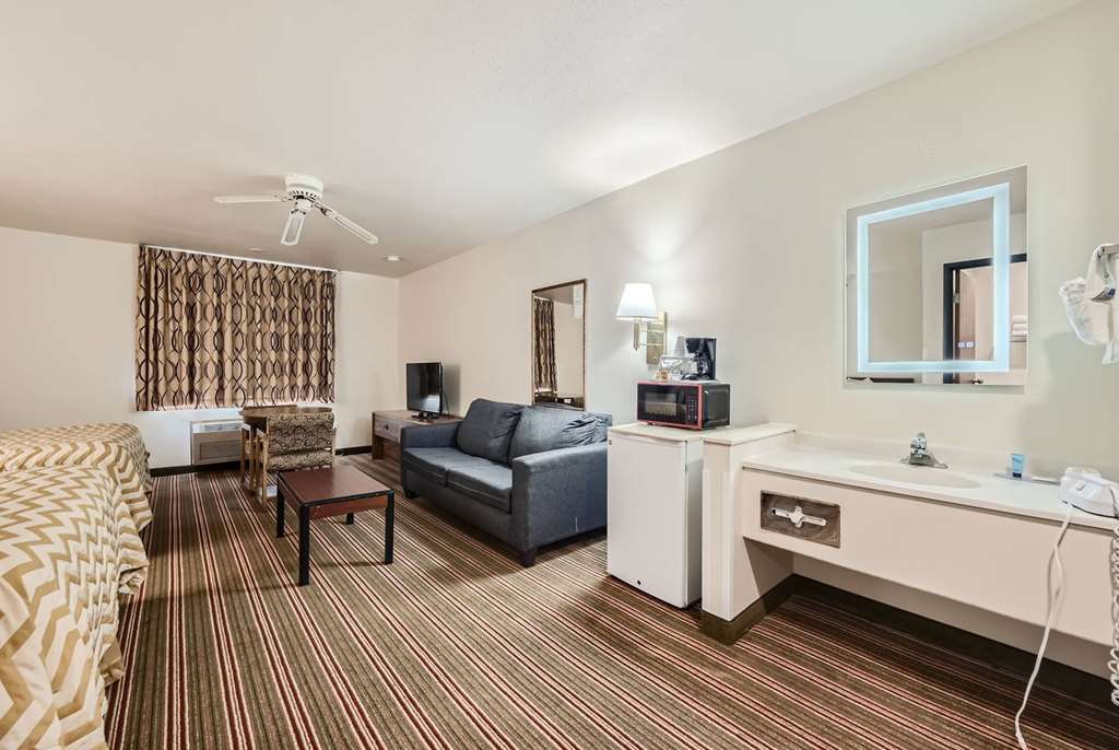Travelodge by Wyndham Longmont - photo 14