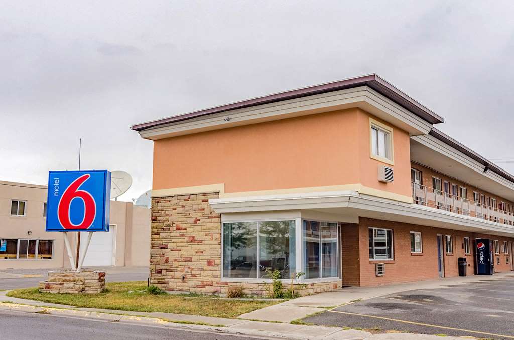 Motel 6 Riverton WY - featured photo
