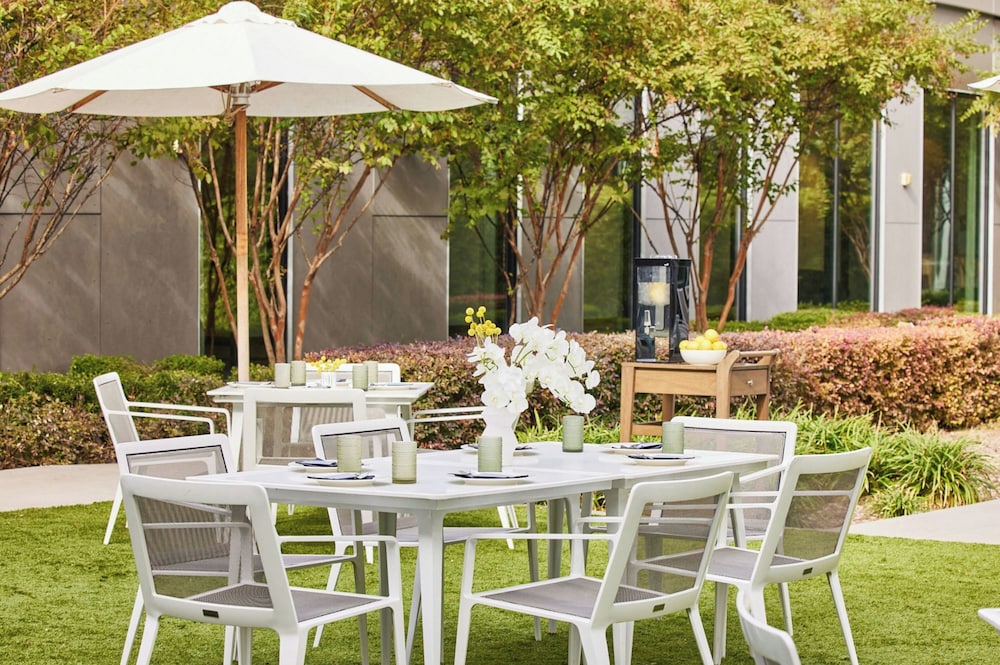 AC Hotel by Marriott Dallas by the Galleria - photo 60