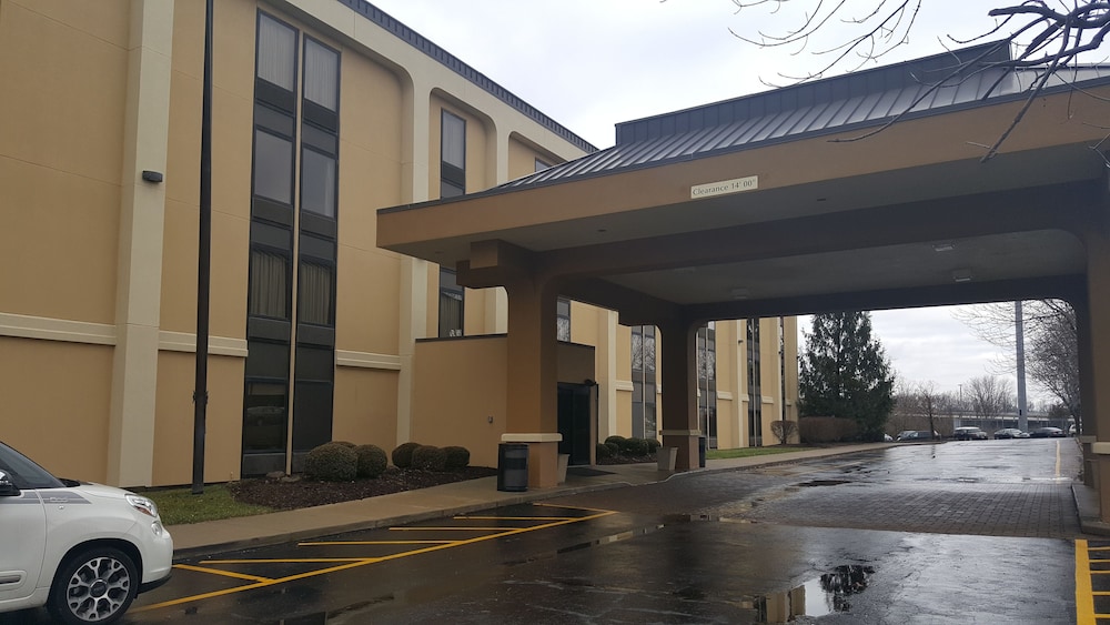 The Hotel at Dayton South - photo 18