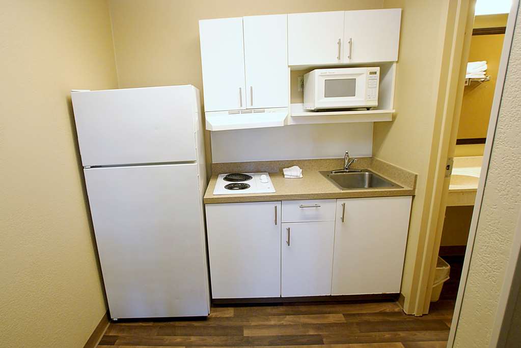 MainStay Suites Knoxville Cedar Bluff - photo 15