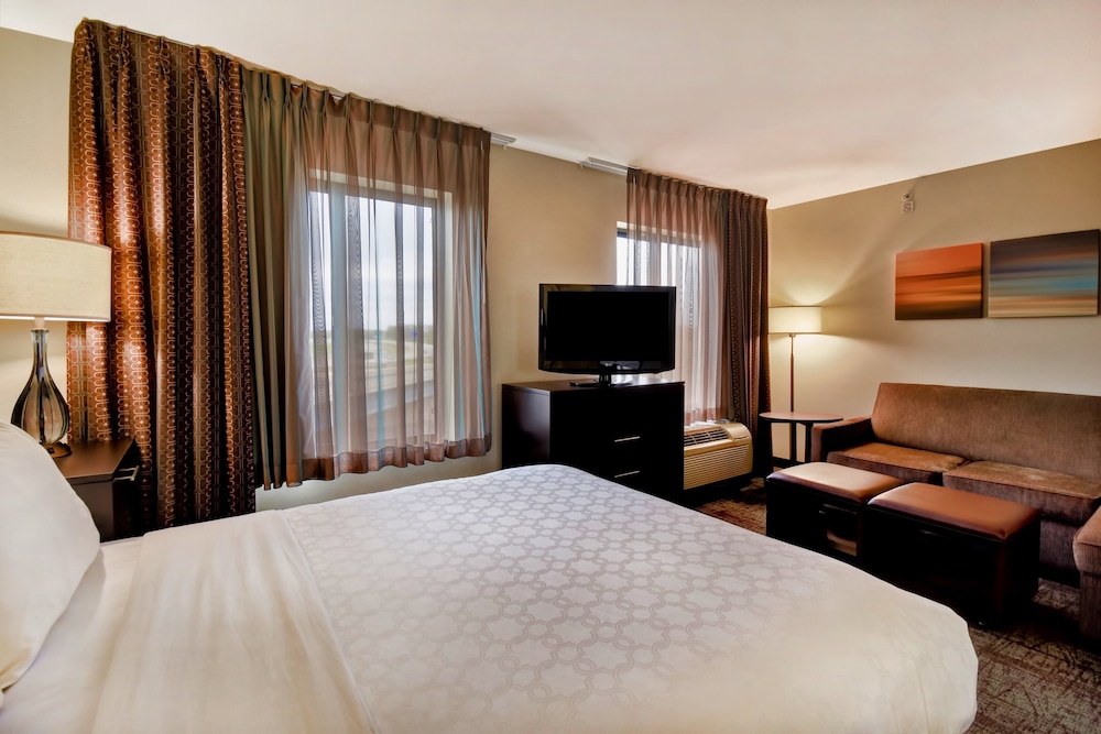 Staybridge Suites Middleton Madison West by IHG - photo 6
