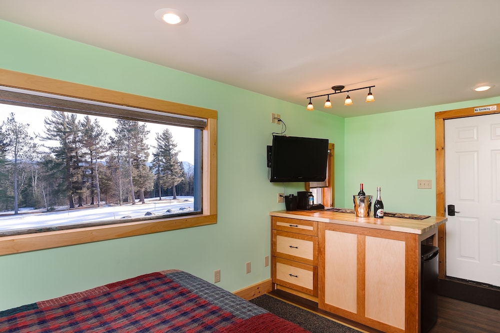 Cobble Mountain Lodge - photo 7