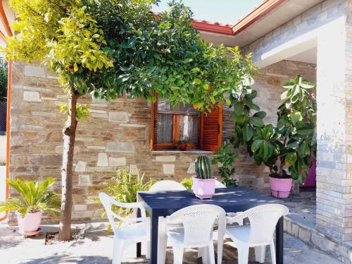 Alba Traditional Countryhouse New Anchialos village — 4-Star Luxury Hotel in Nea Anchialos, Greece