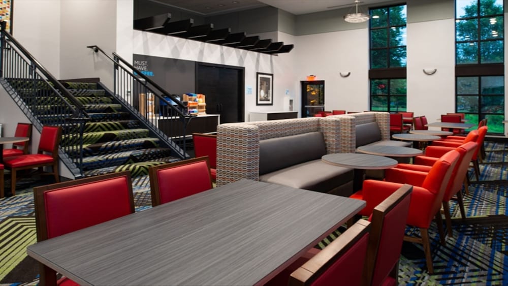 Holiday Inn Express West Cincinnati by IHG - photo 37