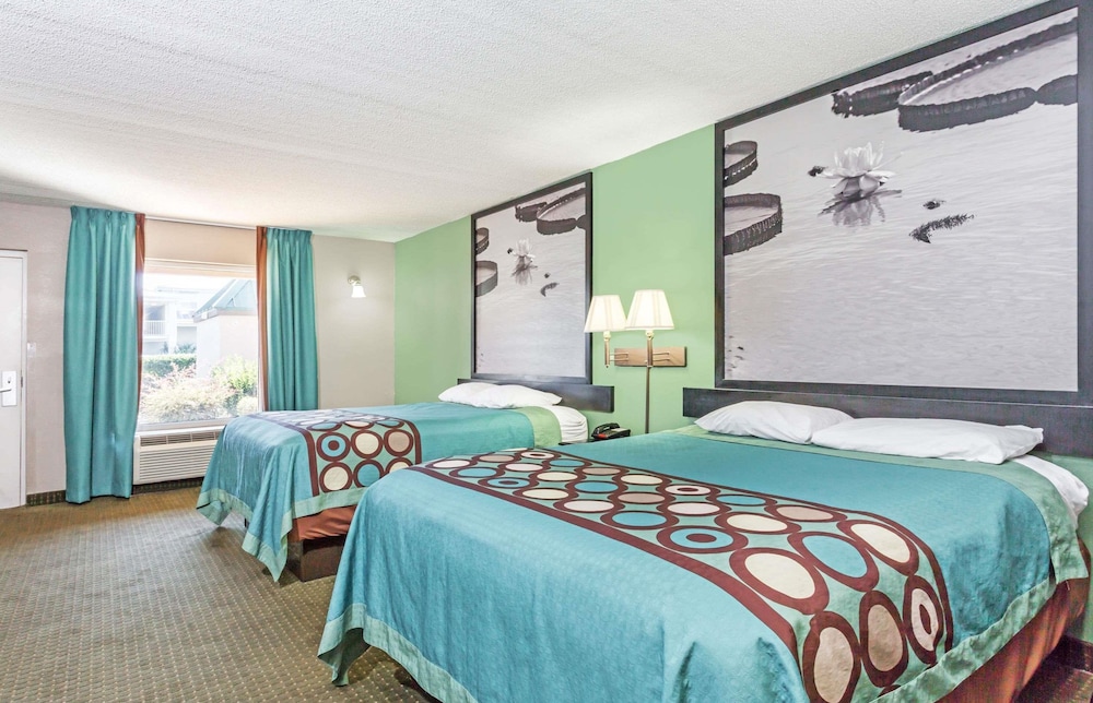 Super 8 by Wyndham Marianna I 10 - photo 21