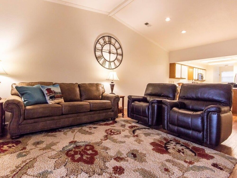 Foothill's Luxury 2BDR Ground Floor Condo in 1000 Hill's — 4-Star Luxury Hotel in Branson, United States