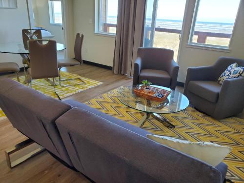 Moonstone Beach Motel - photo 151