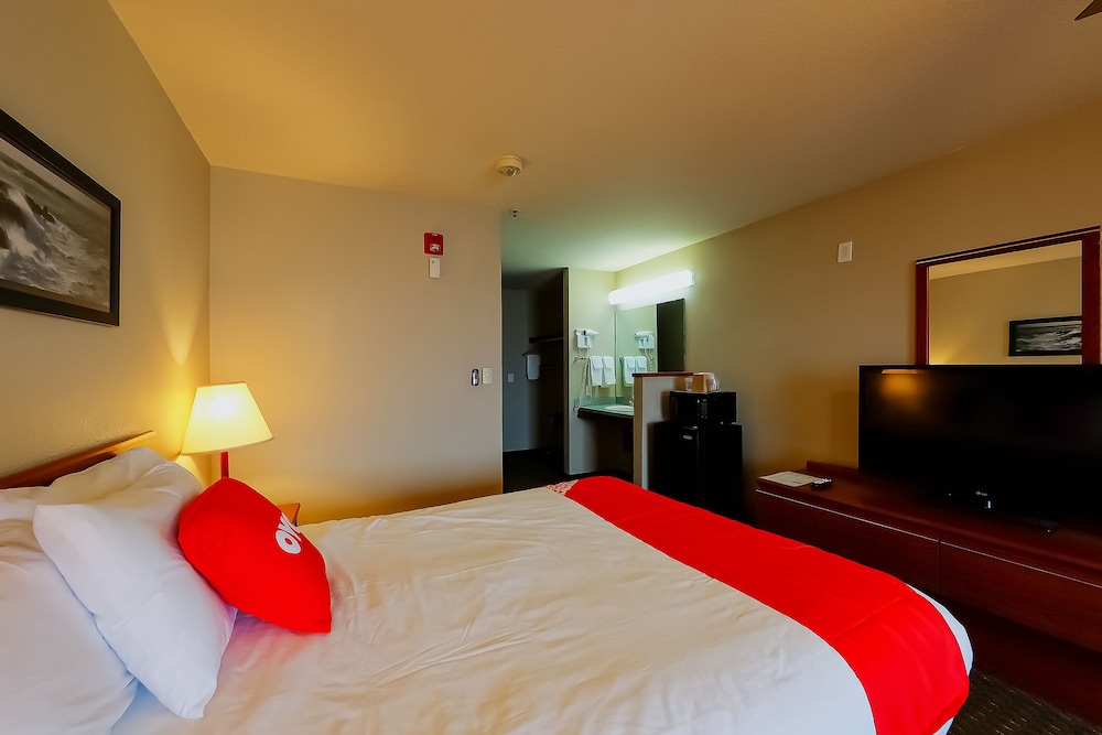 Siletz Bay Beachfront Hotel by OYO Lincoln City - photo 54