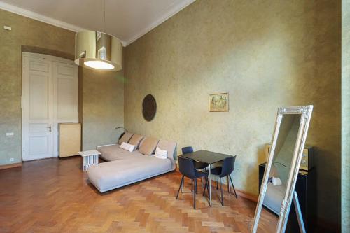 Central Tbilisi Modern 1BR Apt By Wehost